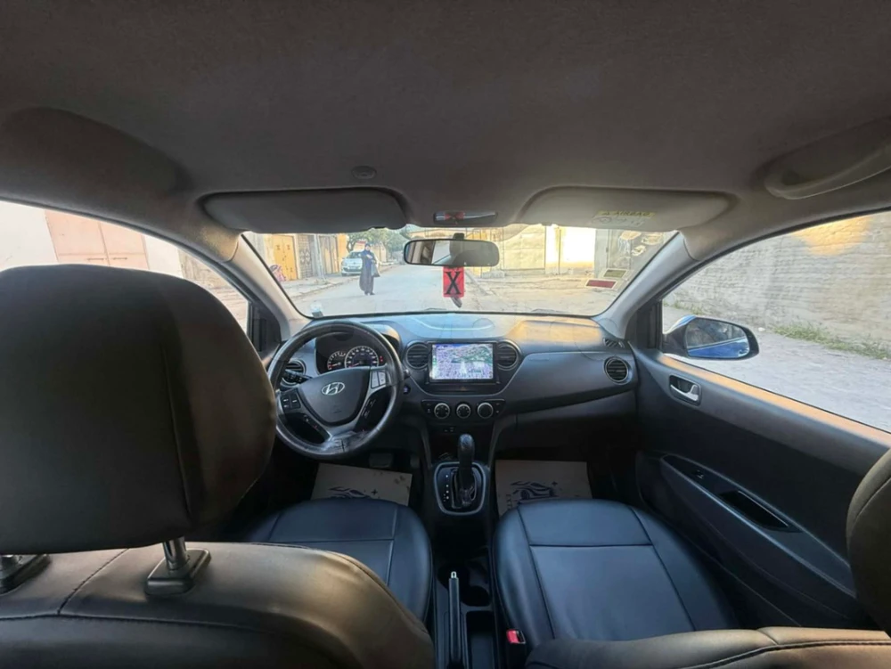 Carte voiture Hyundai Grand i10