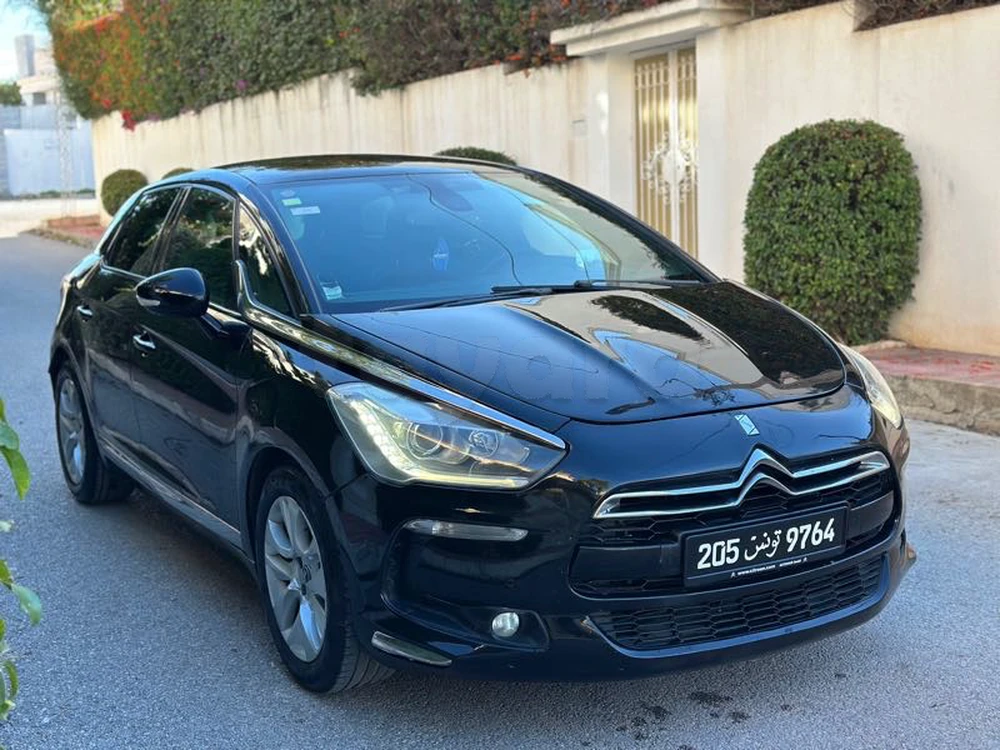 Citroen DS5