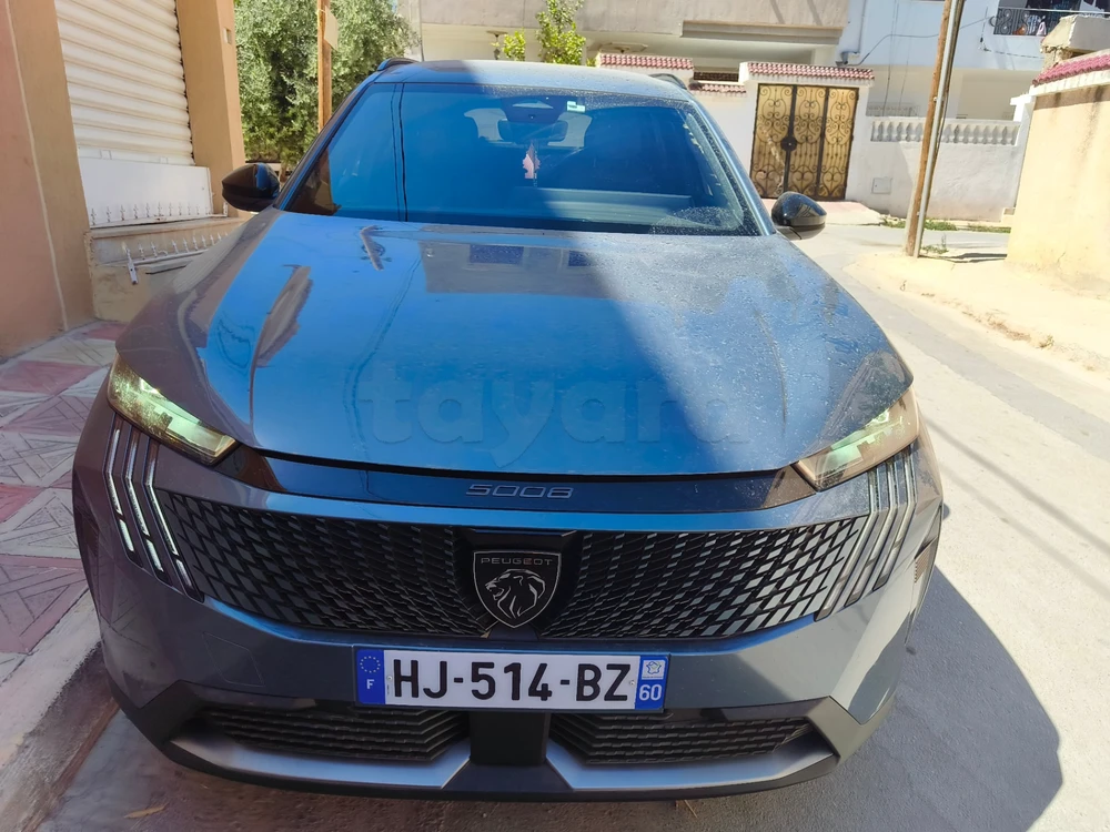 Peugeot 5008