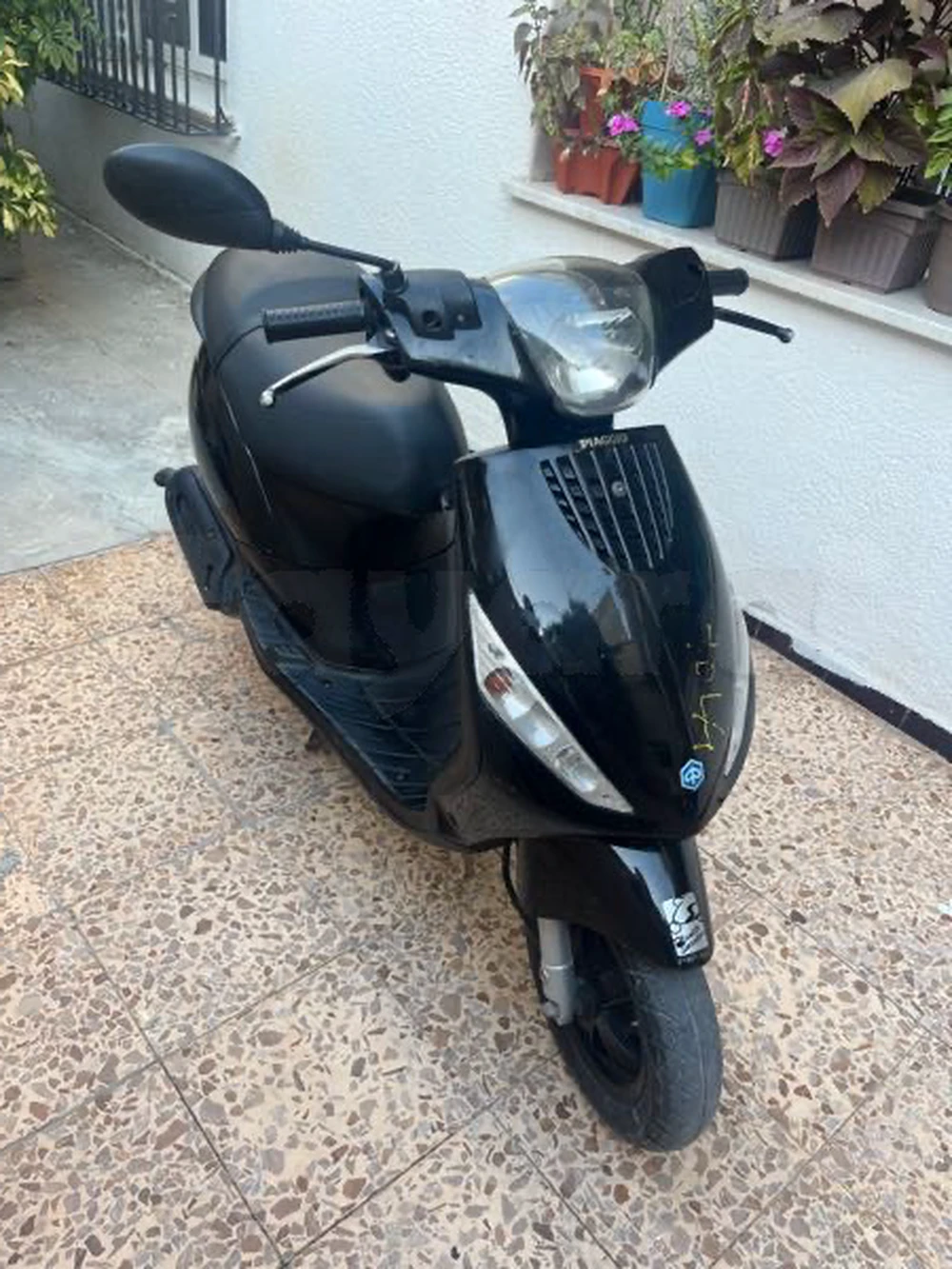 piaggio zip