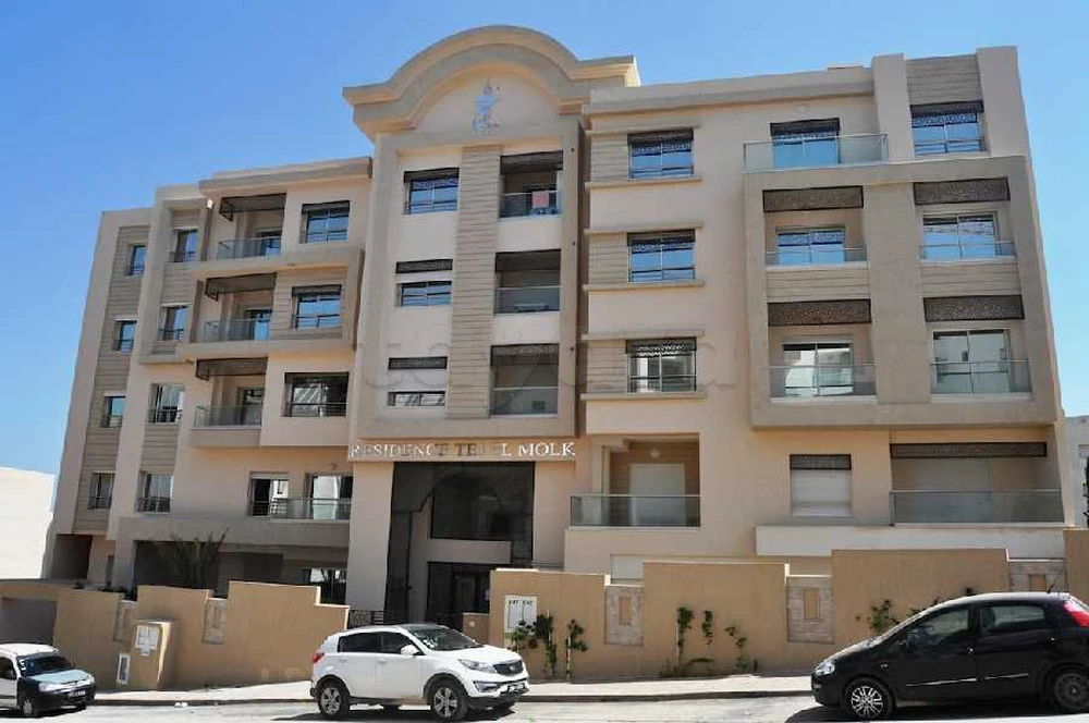Appartement S+3 à vendre à cite ennser
