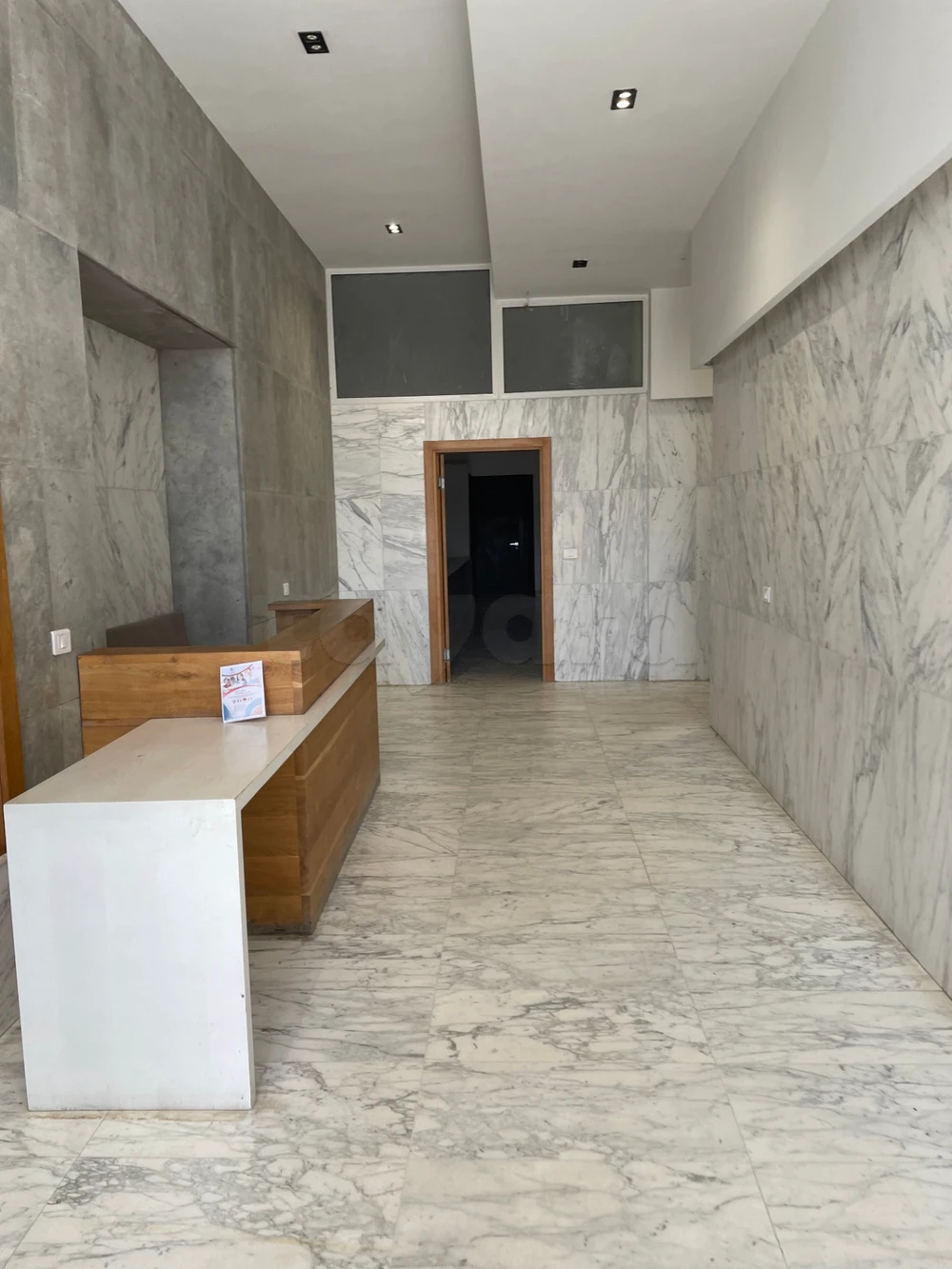 Bureau H+3 Immeuble Rayahine à coté de Clinique Errayhane