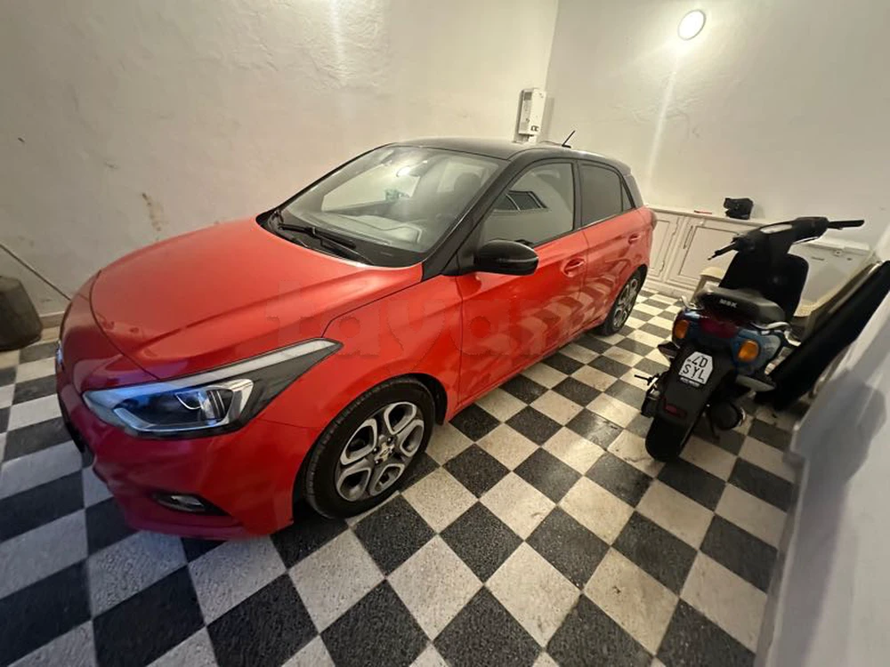 Hyundai i20