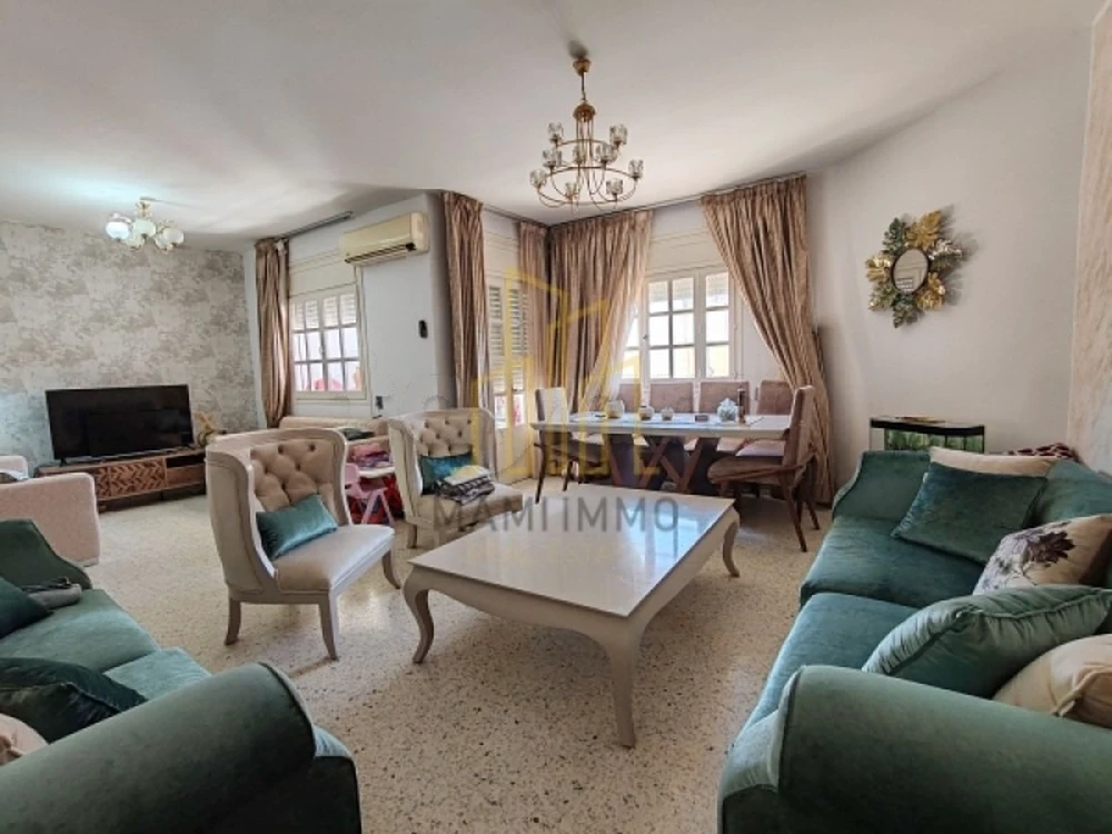 A vendre un appartement S+3 | L'Aouina