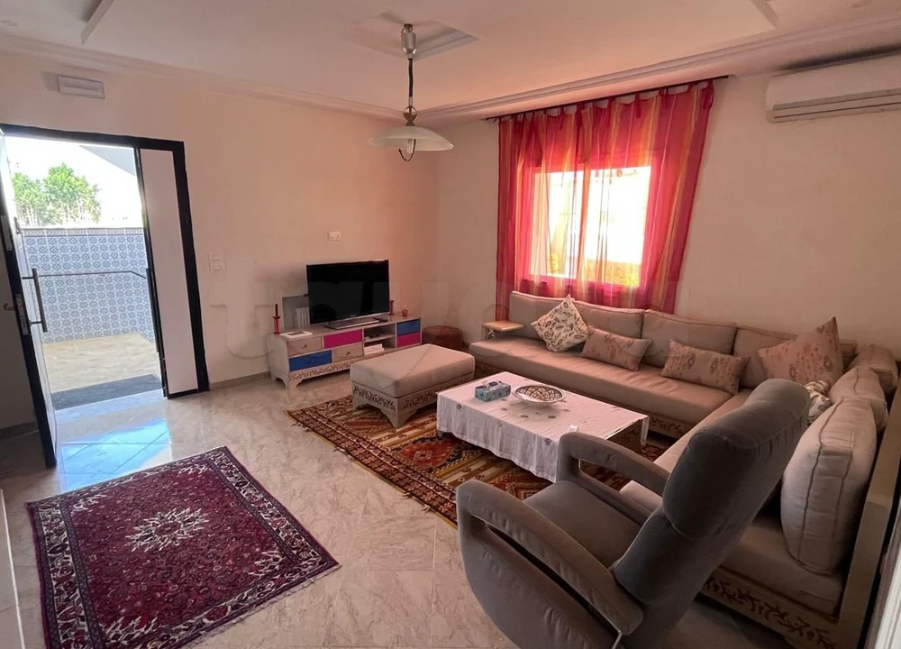 AFH Baraket Essahel : un appartement S+2 richement meublée