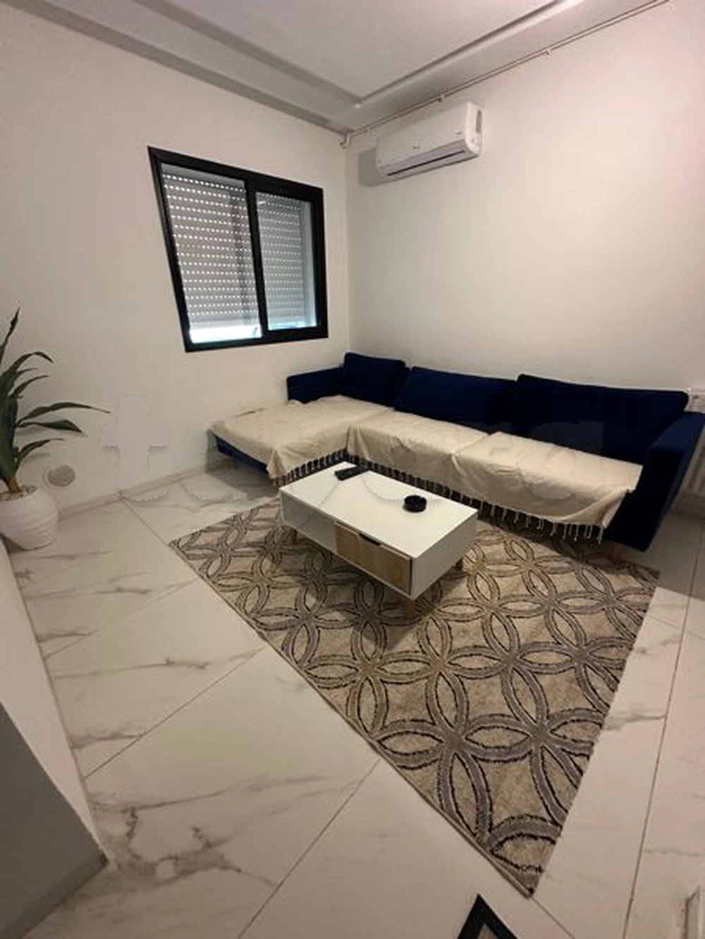 à louer des appartements meublés par nuitée jardin de Lawina cité les palmiers (7ay wa7et)