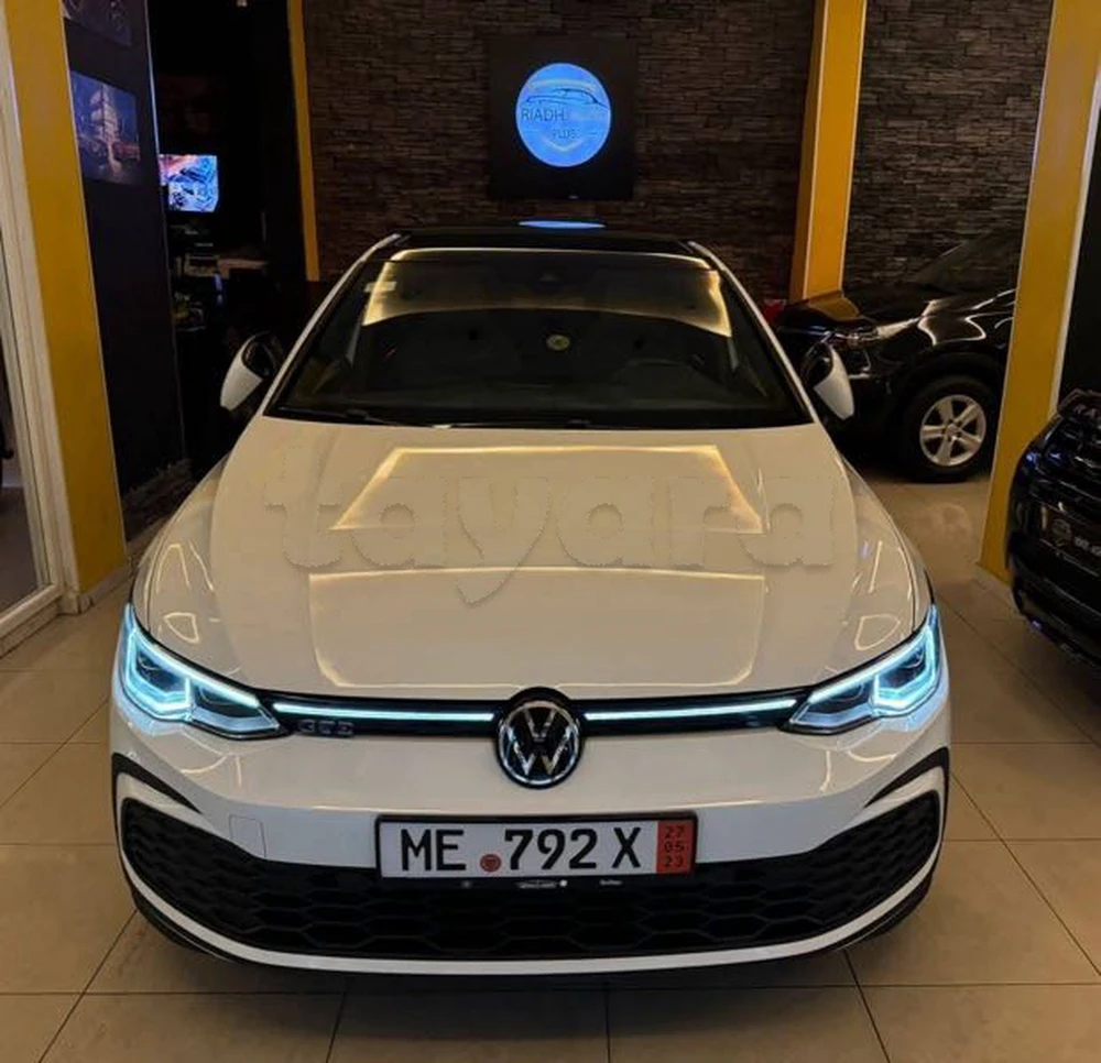 Carte voiture Volkswagen Golf 8