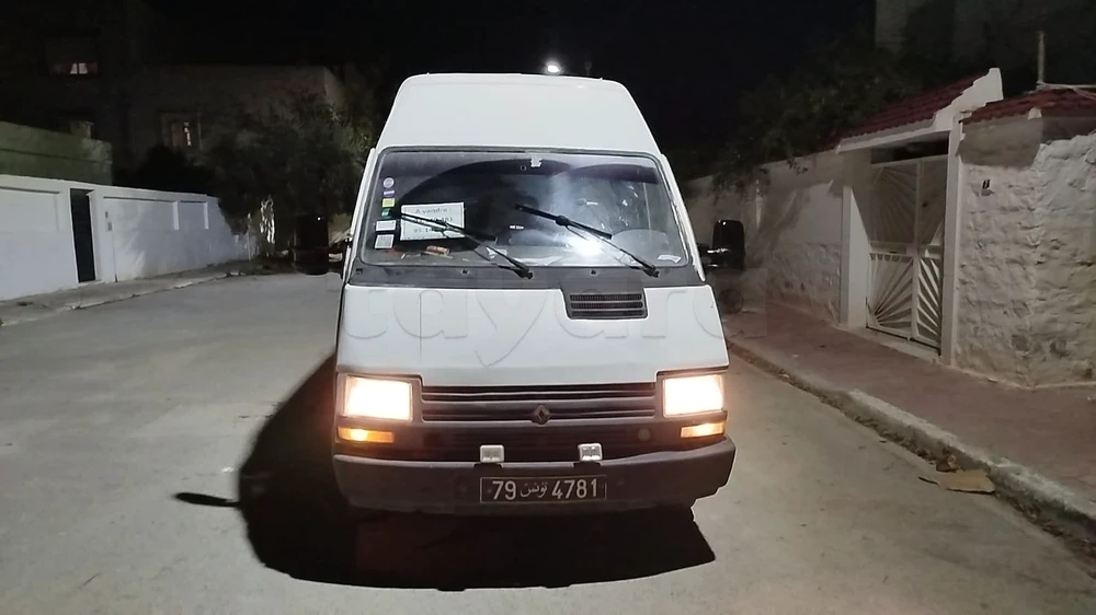 Carte voiture Renault Trafic