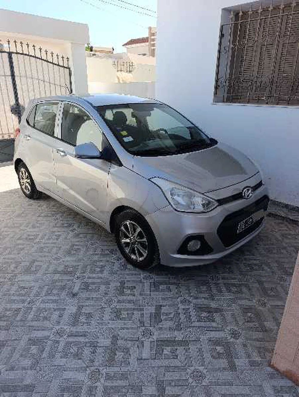 Carte voiture Hyundai i10