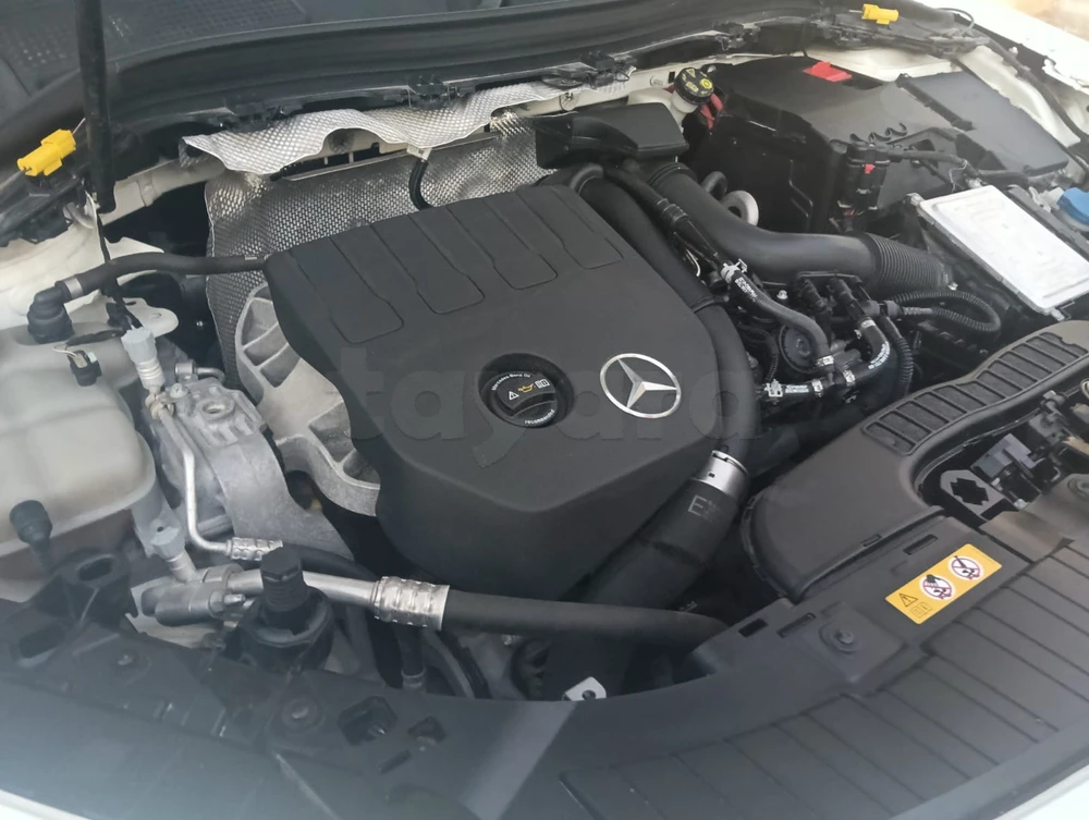 Une belle GLA blanche RS