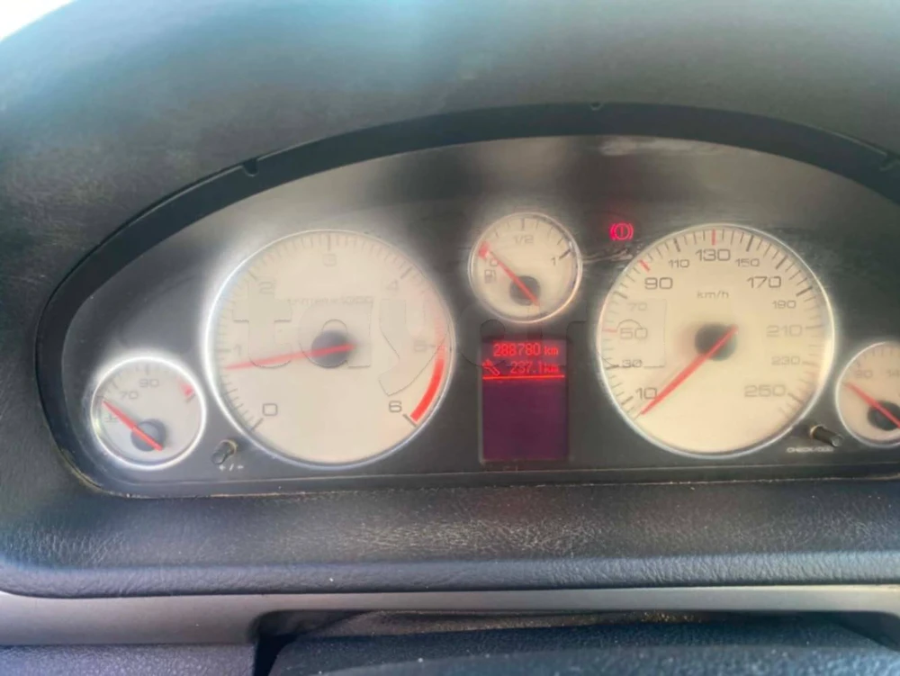Peugeot 407