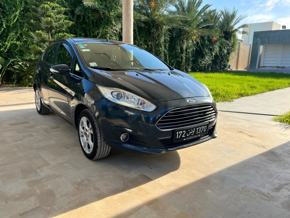 Carte voiture Ford Fiesta