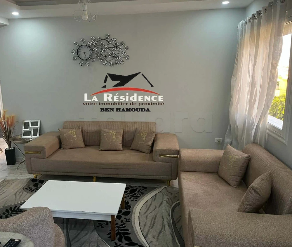 Un appartement s+2 meublé location longue durée