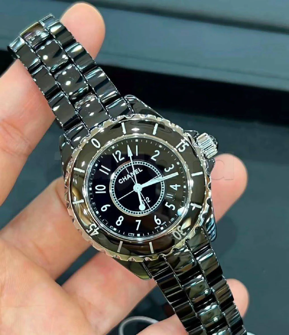 Montre Chanel J12 Céramique Noire