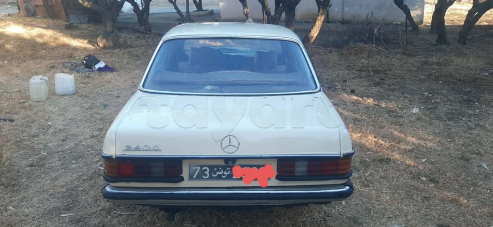 Carte voiture Mercedes-Benz 250