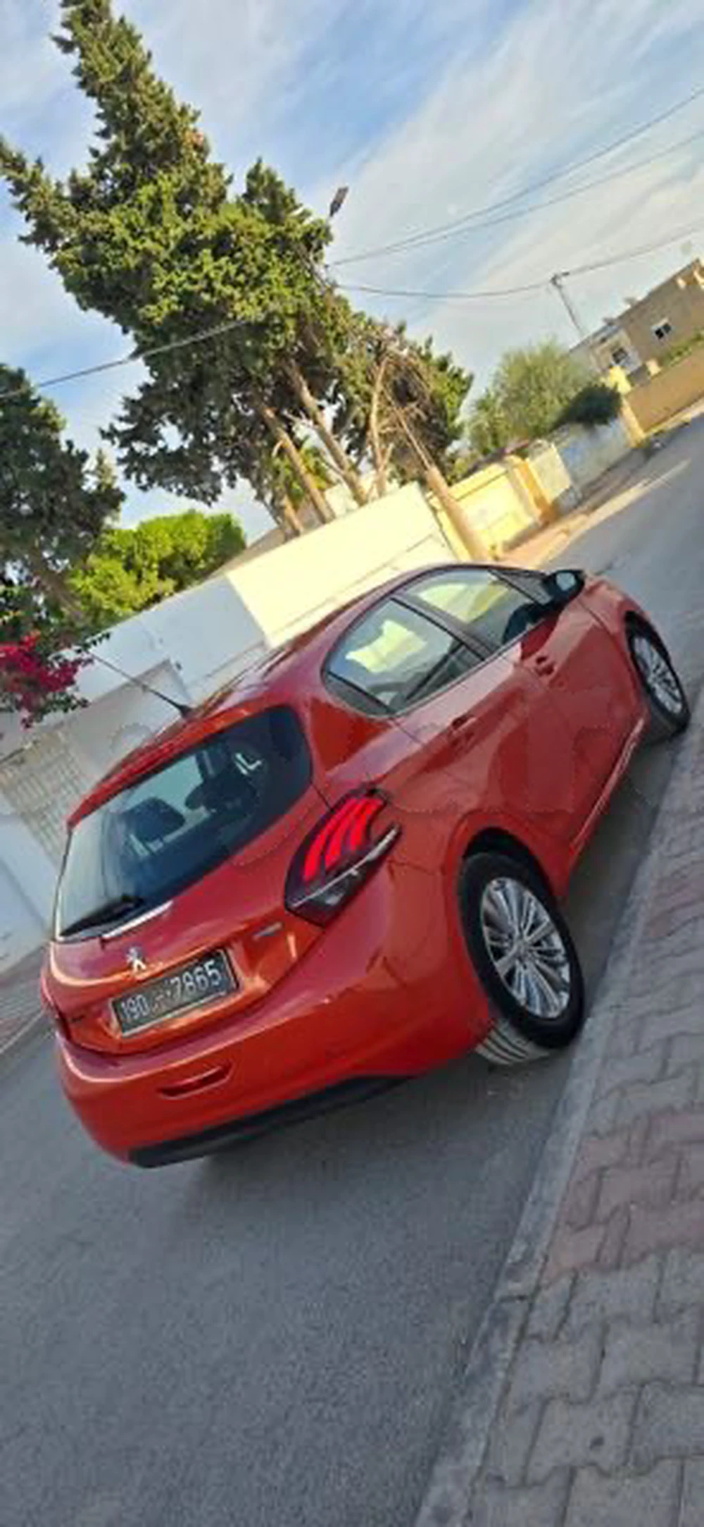 Carte voiture Peugeot 208