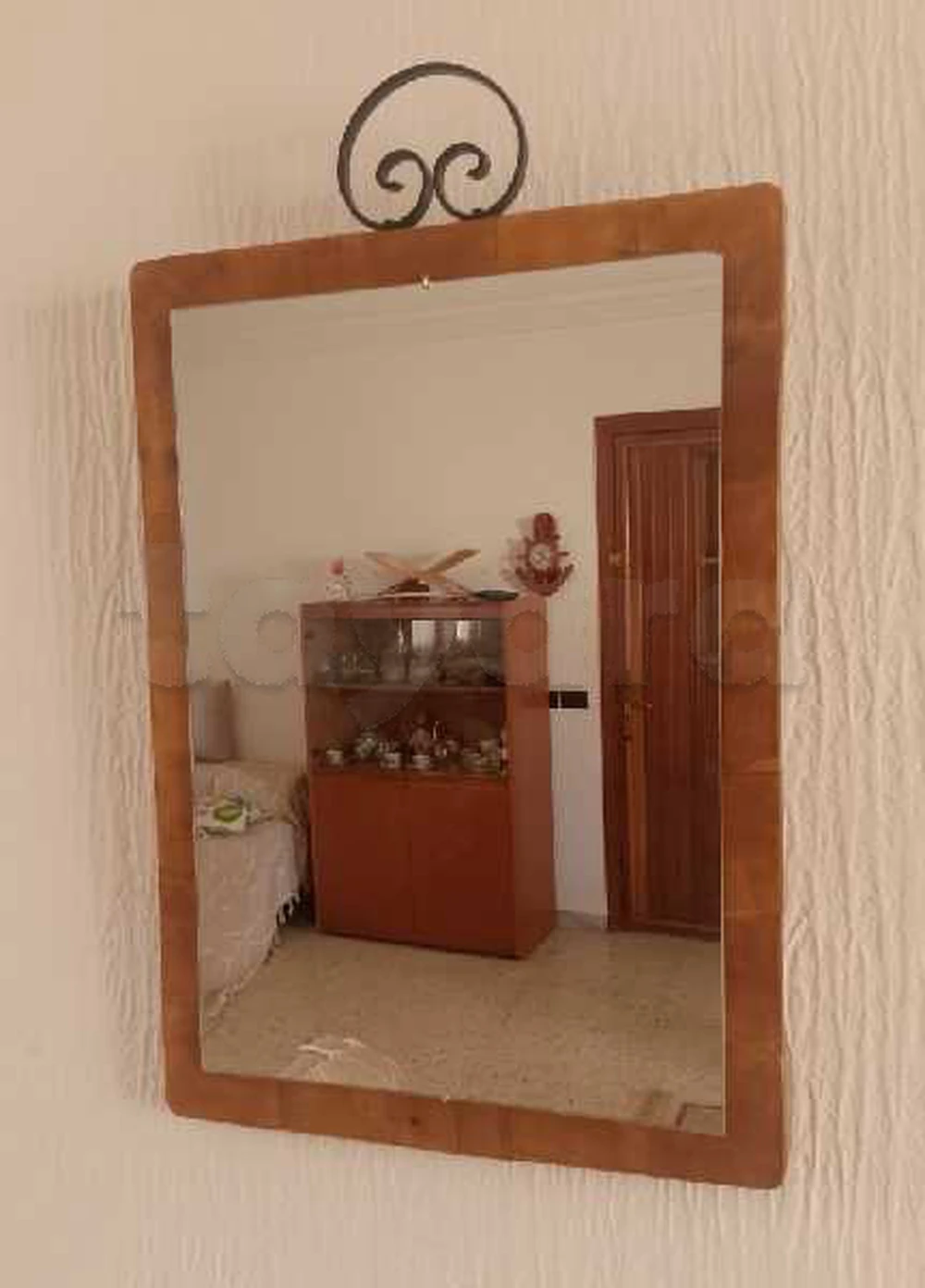 miroir en bois (dimension 71/44 cm)