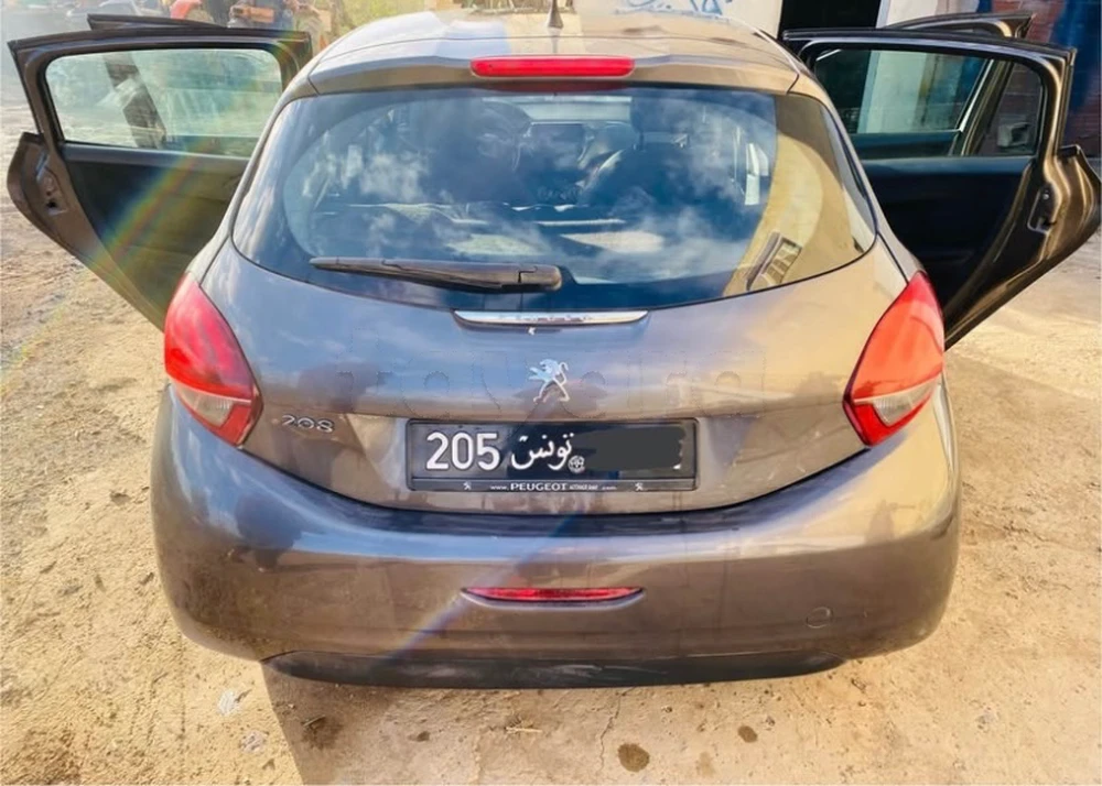 Carte voiture Peugeot 208