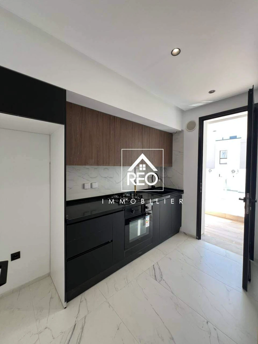 À VENDRE : Un superbe appartement S+2 ( Direct promoteur ), idéalement situé à La Nouvelle Soukra