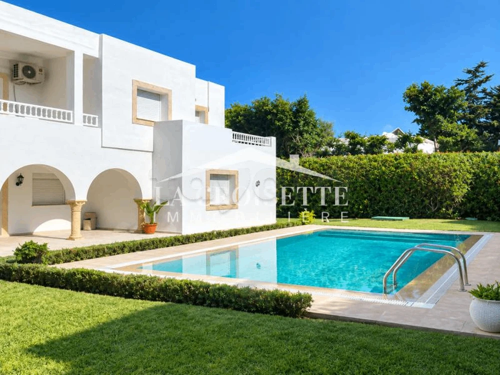 Villa S+5 avec piscine à louer à La Marsa MVL0468