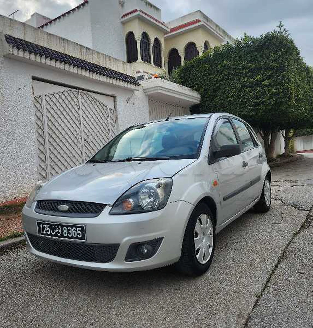 Carte voiture Ford Fiesta