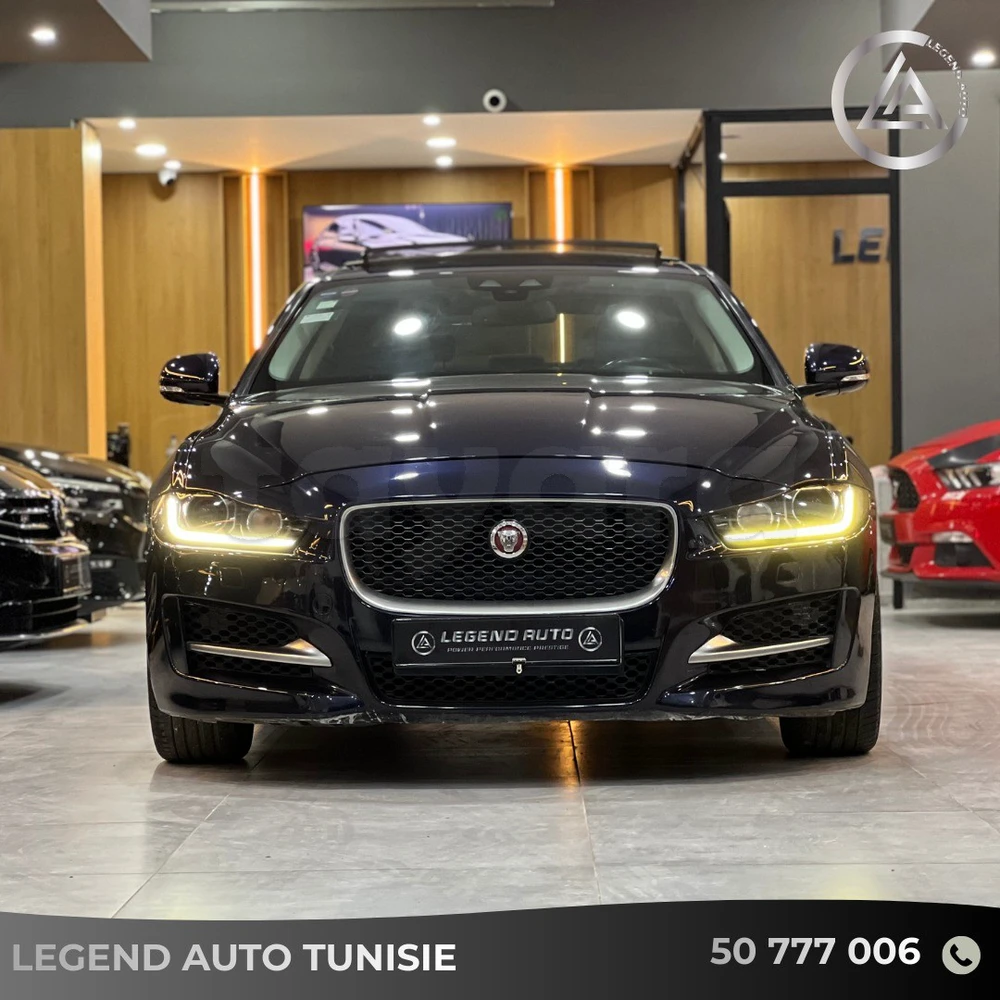 Carte voiture Jaguar XF