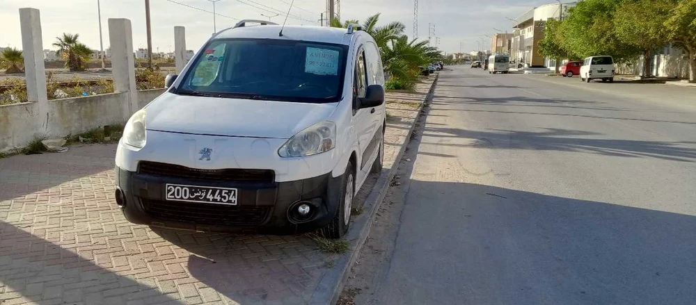 Carte voiture Peugeot Partner