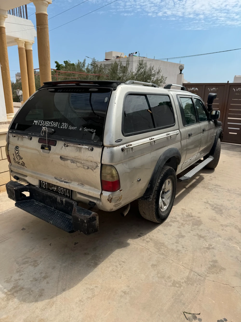 Mitsubishi L200