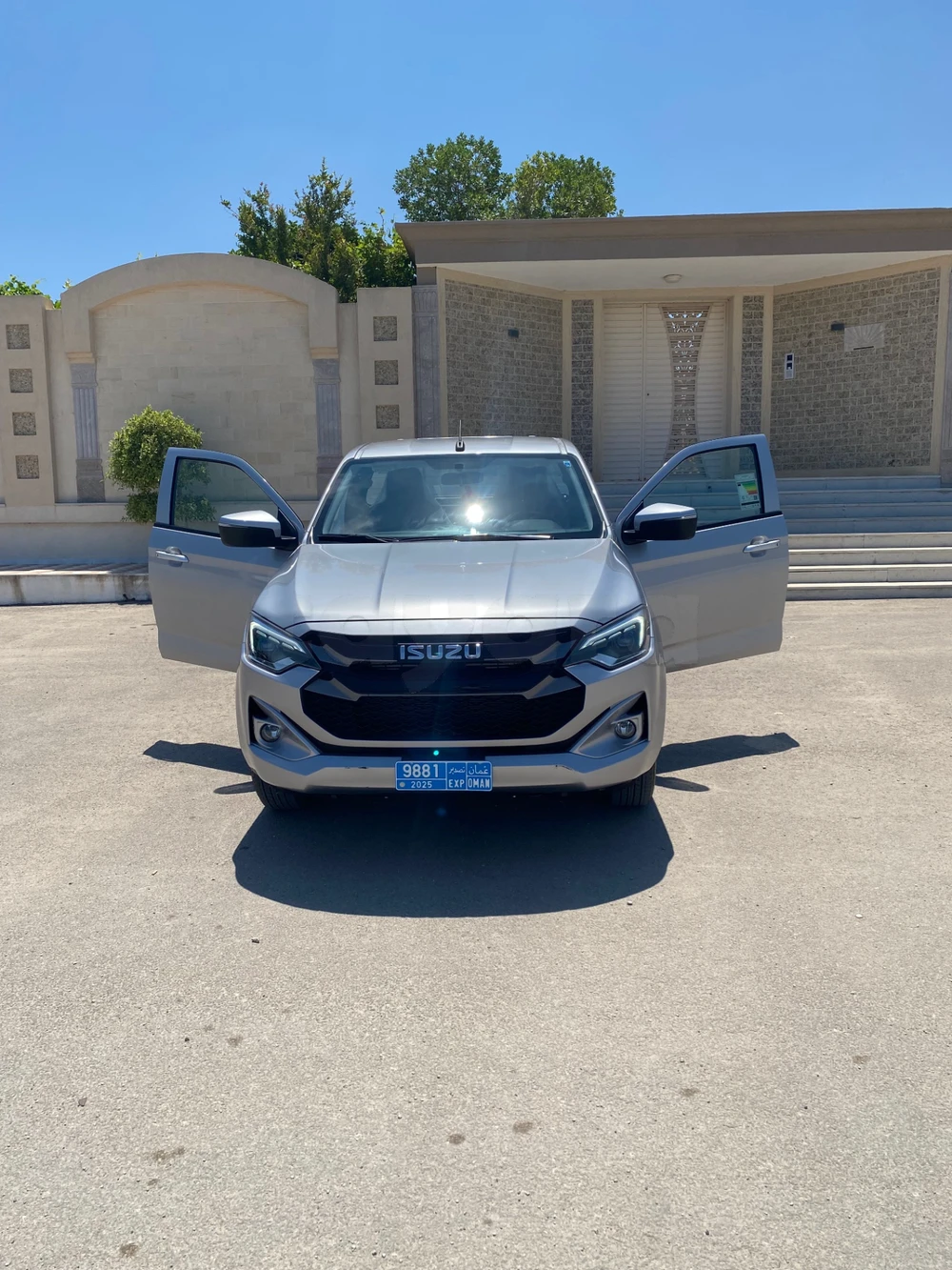 Carte voiture Isuzu D-Max