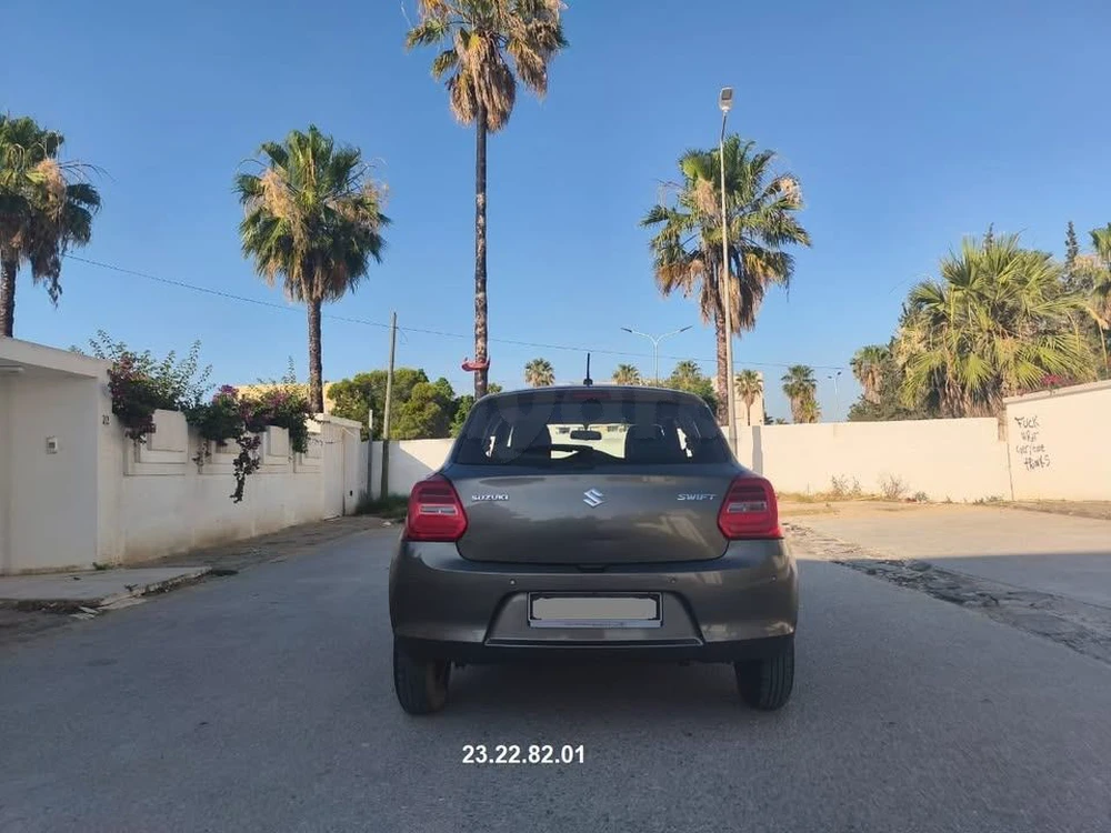 Carte voiture Suzuki Swift