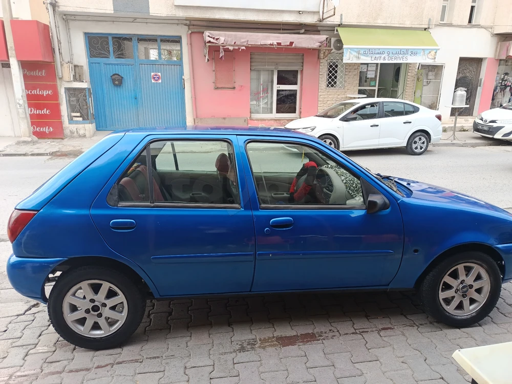 Carte voiture Ford Fiesta