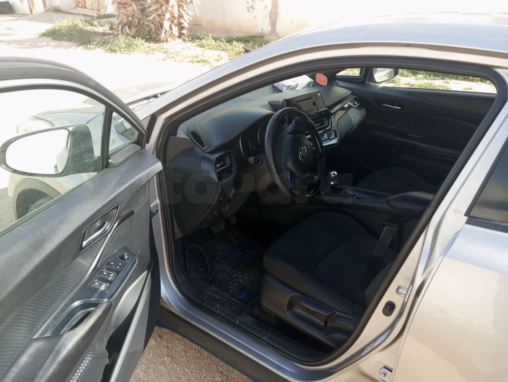 Carte voiture Toyota C-HR