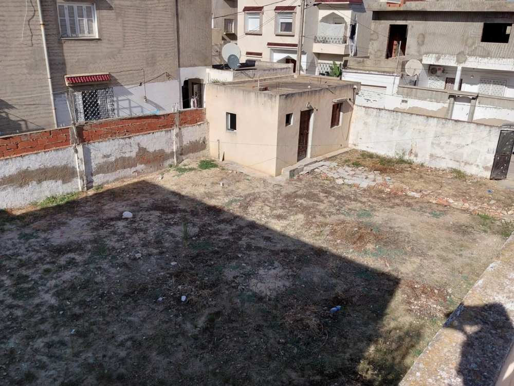 A vendre lot de terrain