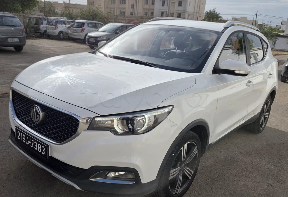 Carte voiture MG ZS