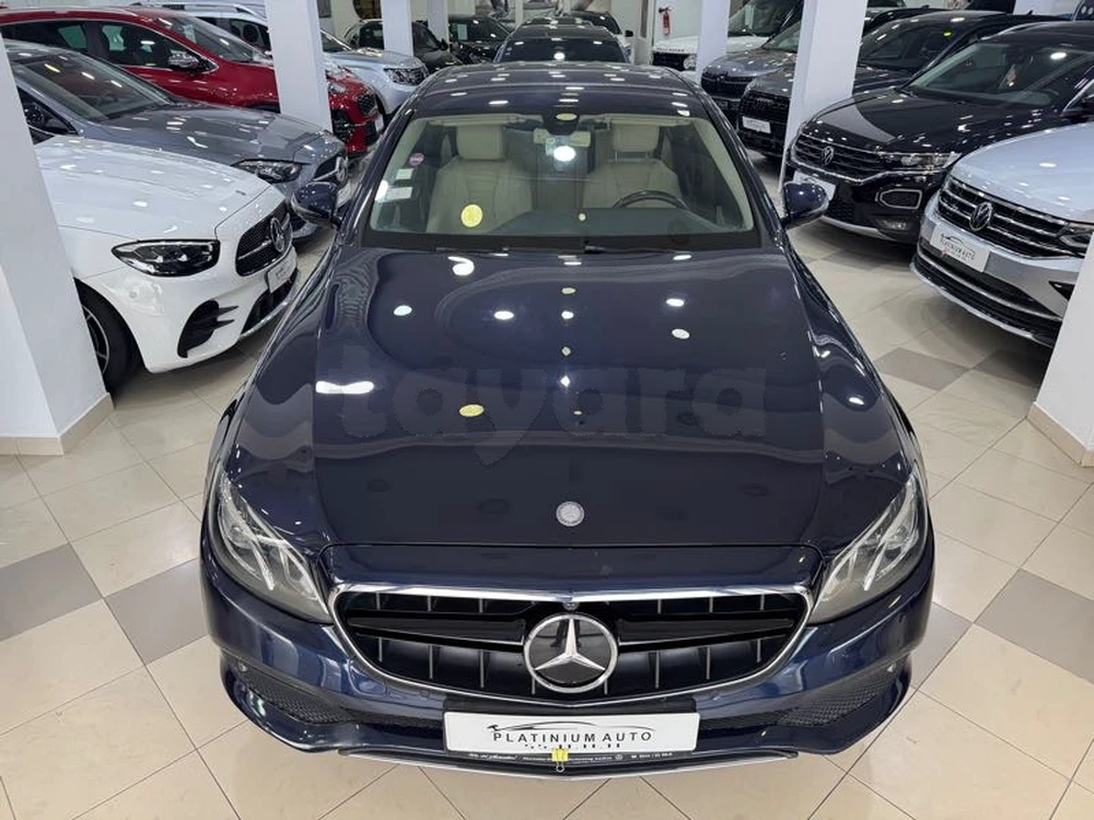 Carte voiture Mercedes-Benz Classe E