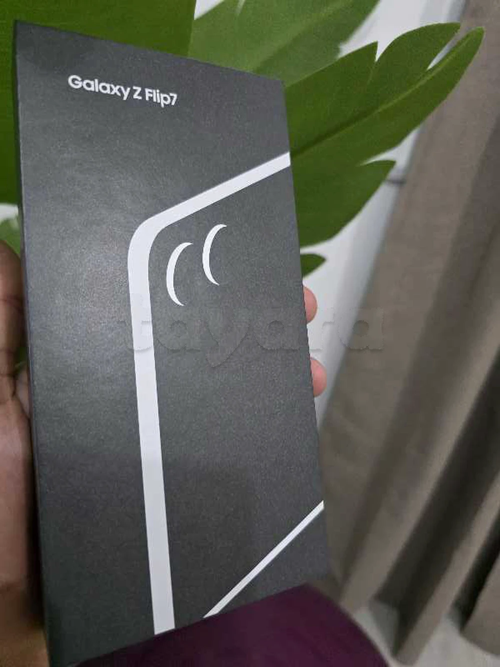 Galaxy Z Flip 7 256Gb JetBlack Cacheté