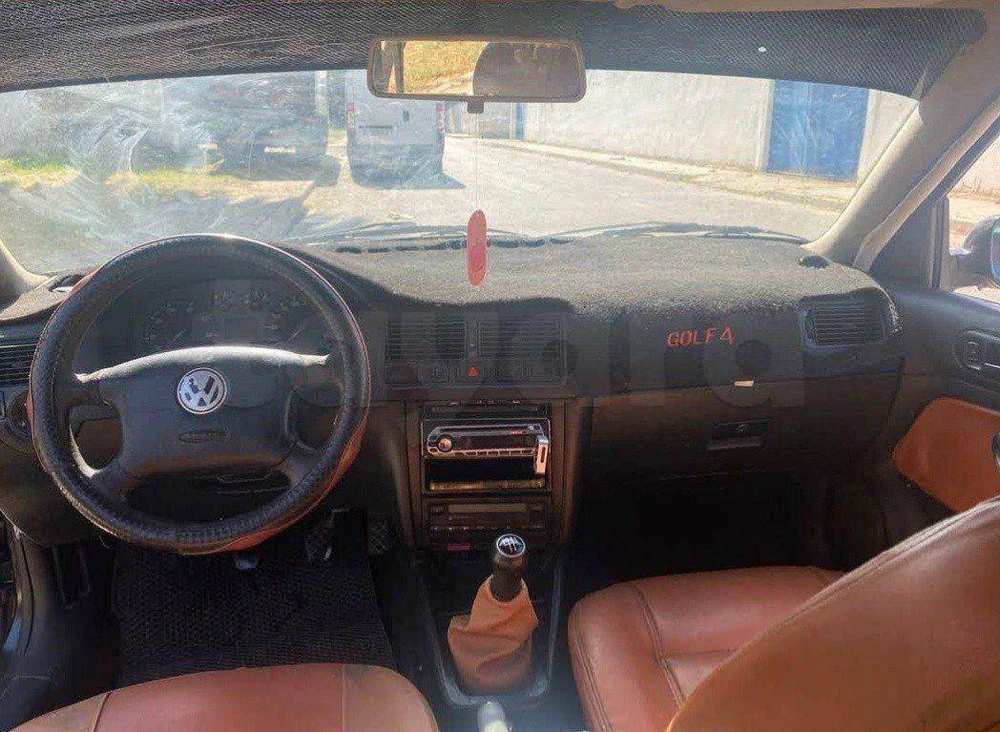 Volkswagen Golf 4