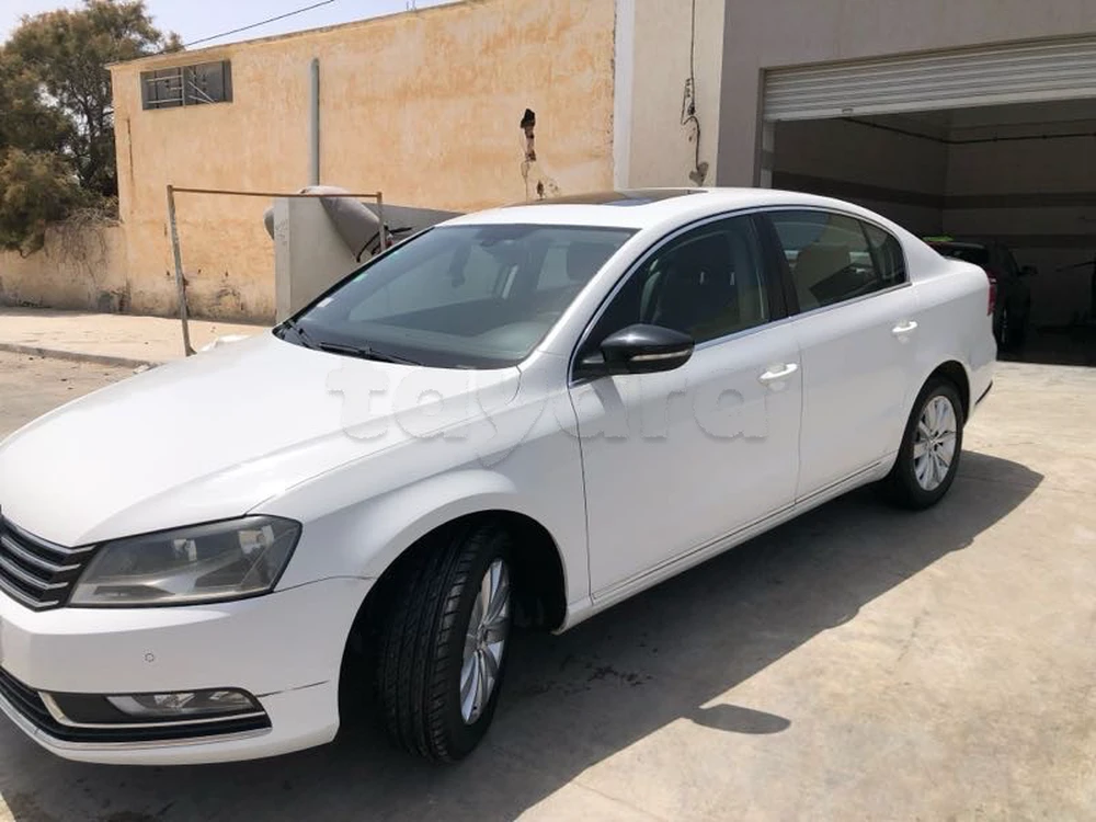 Carte voiture Volkswagen Passat