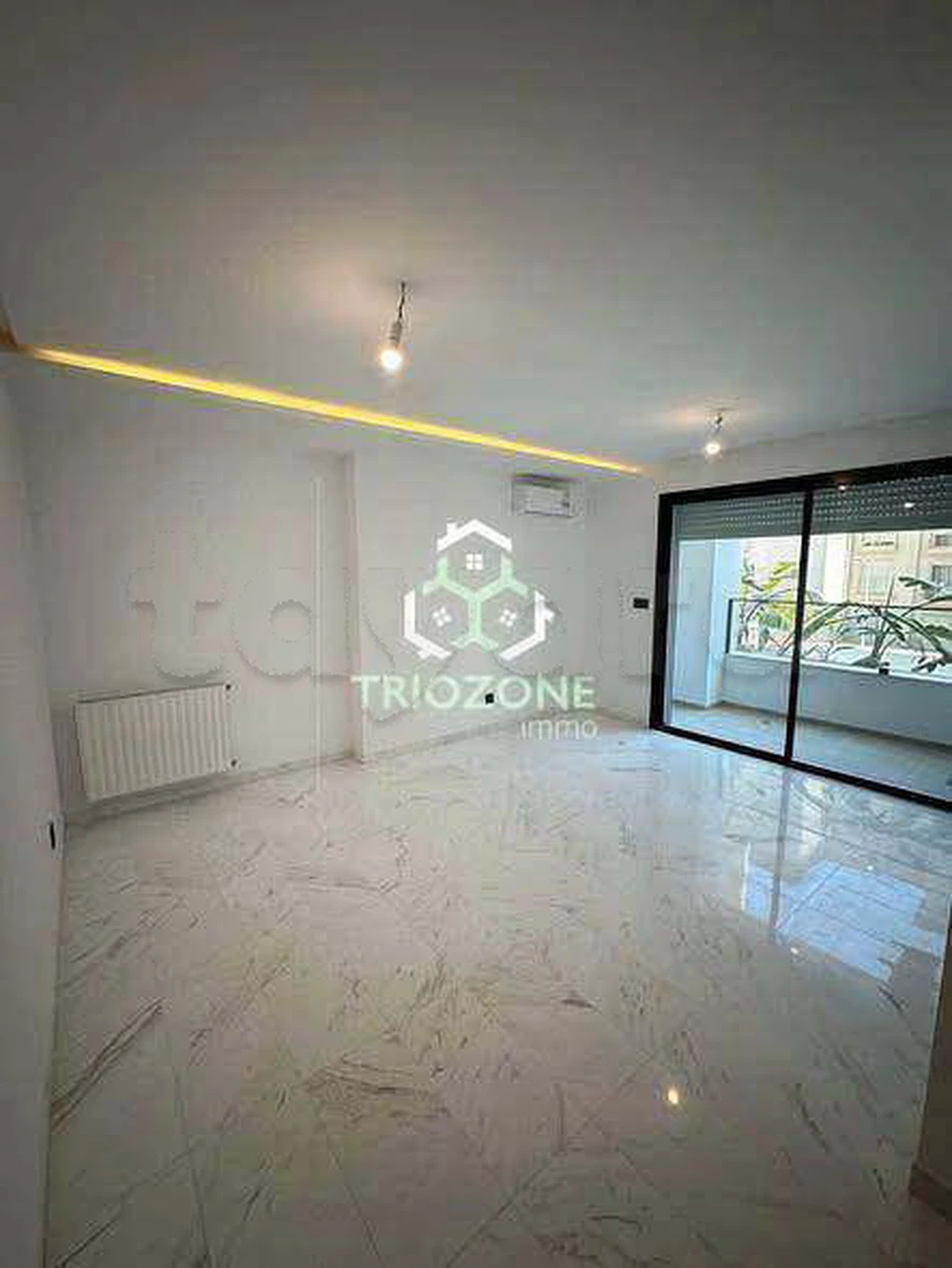 A louer appartement S+2 très haut standing jamais habité à Ain zaghouan