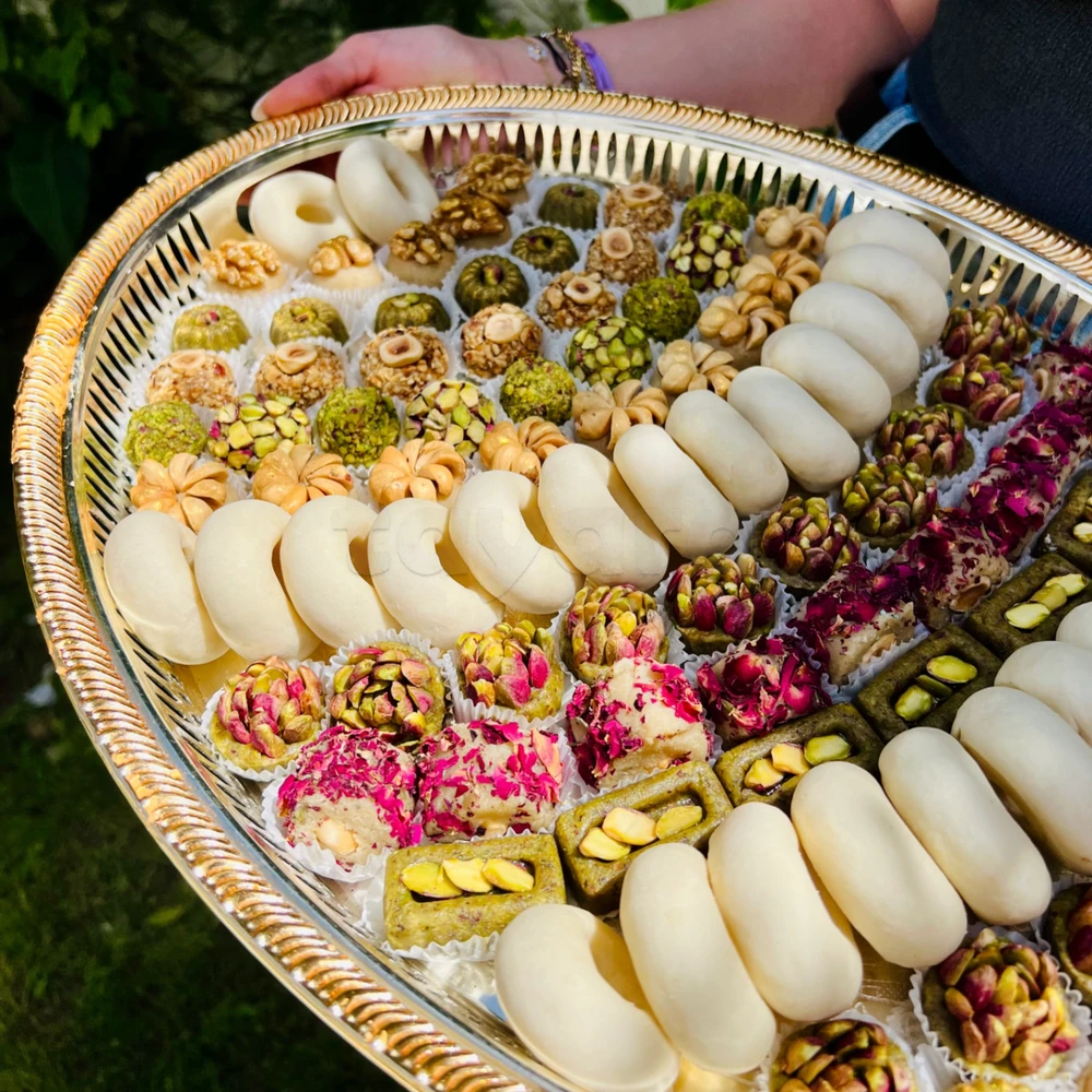 Pâtisserie à la recherche d'apprentie