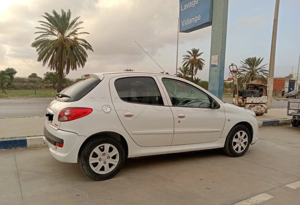 Peugeot 206+