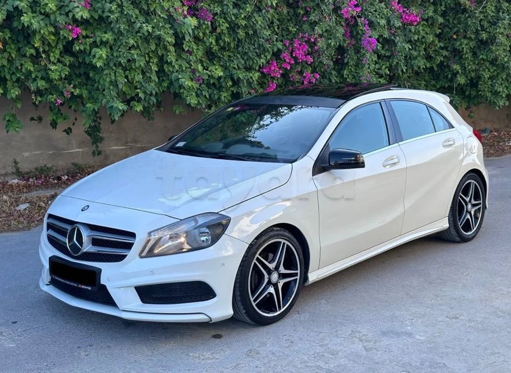 Carte voiture Mercedes-Benz Classe A