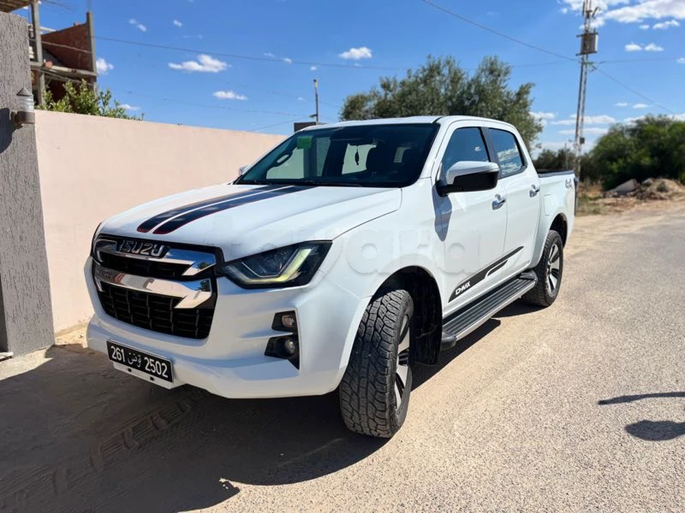 Carte voiture Isuzu D-Max