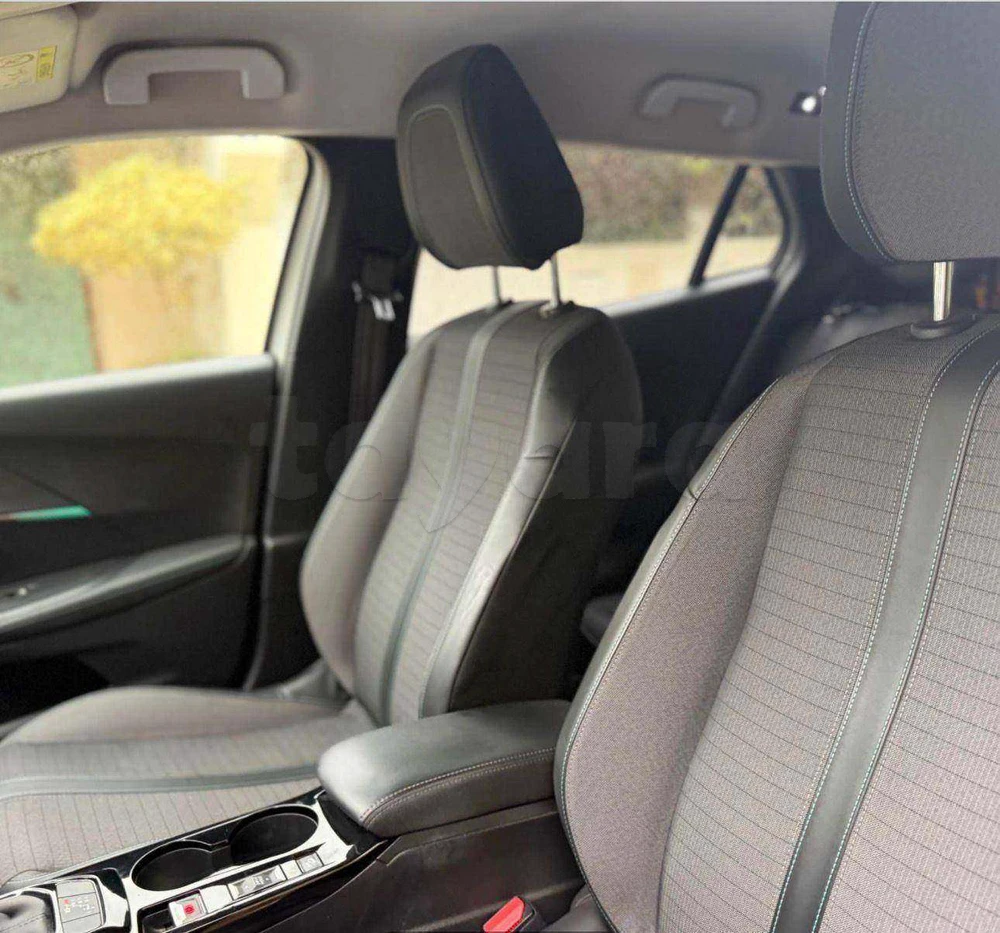 Carte voiture Peugeot 2008