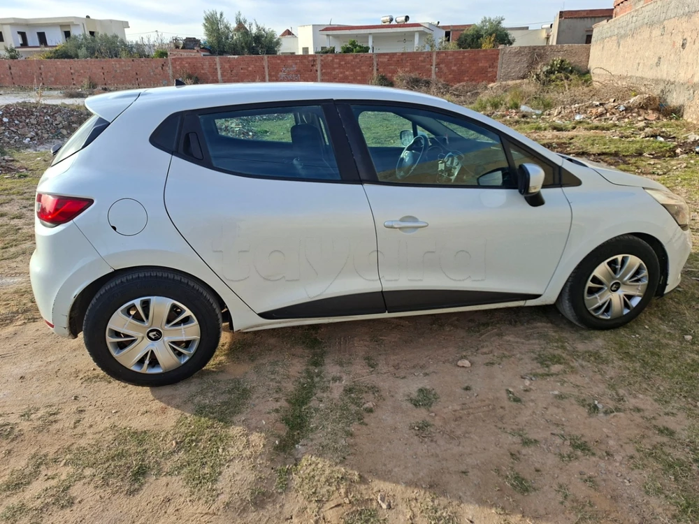 Carte voiture Renault Clio