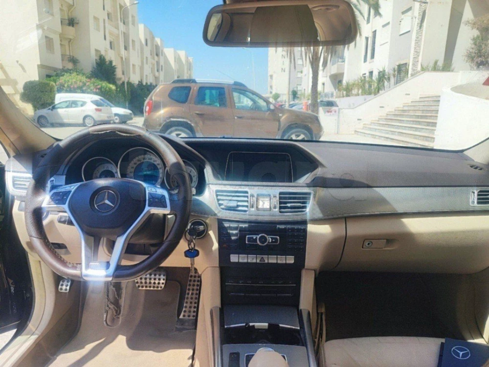 Carte voiture Mercedes-Benz Classe E