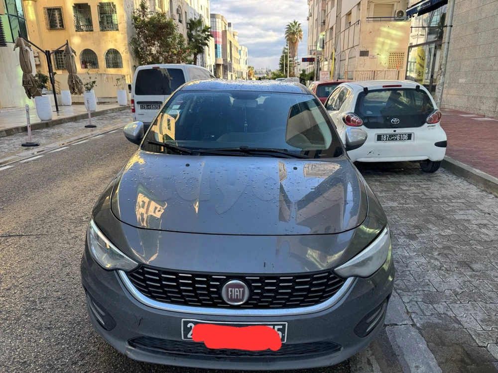 Carte voiture Fiat Tipo