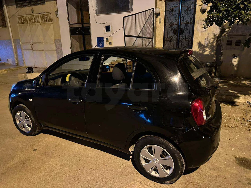 Carte voiture Nissan Micra