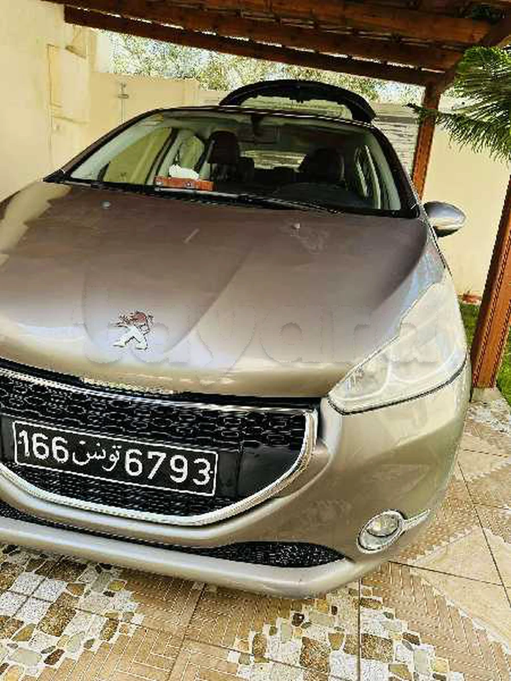 Carte voiture Peugeot 208