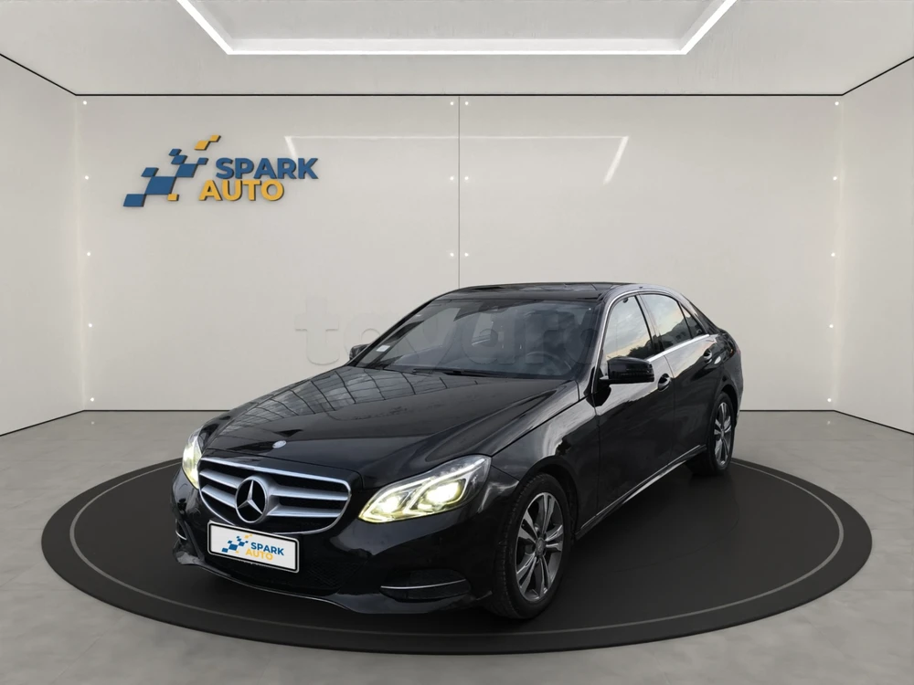 Carte voiture Mercedes-Benz Classe E